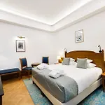 Hungarikum 4* Lakitelek