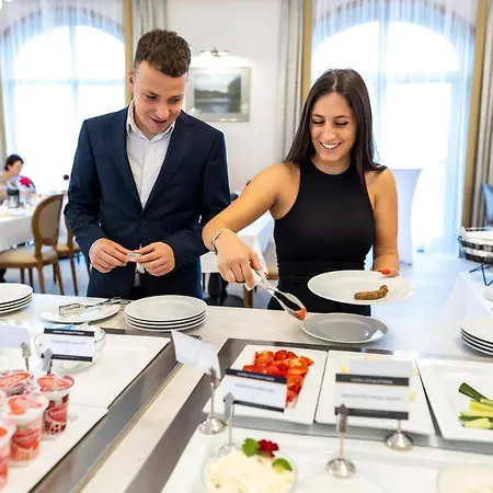 Hungarikum Otel 4*