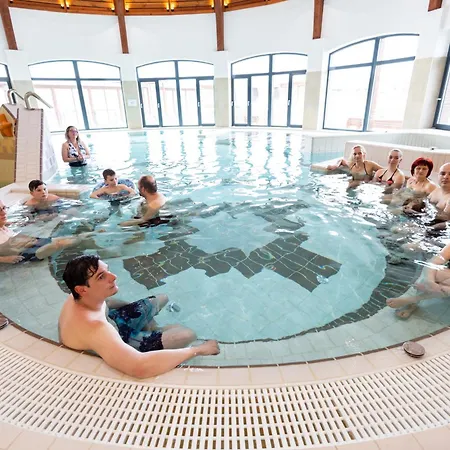 Hungarikum 4* Lakitelek