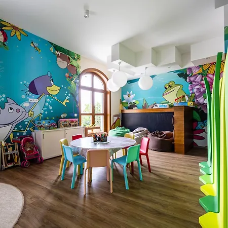 Hungarikum فندق 4*